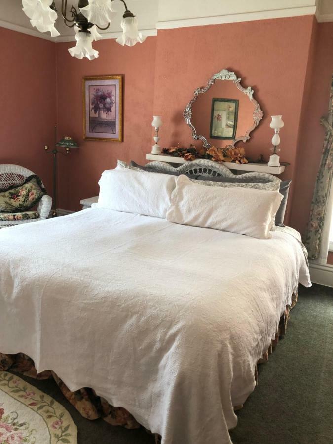 Hickory House Inn アナコンダ エクステリア 写真