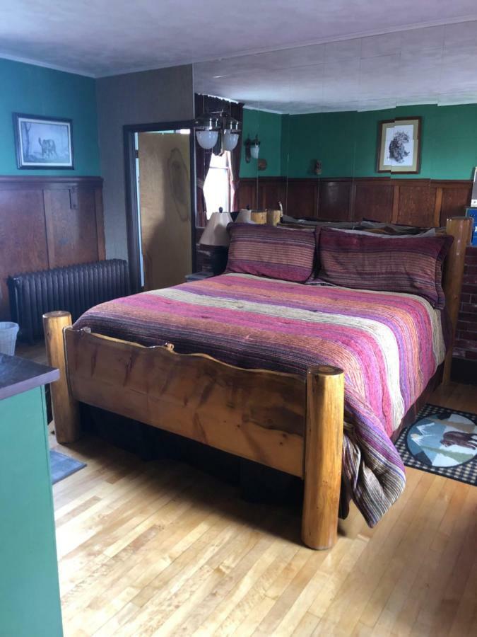 Hickory House Inn アナコンダ エクステリア 写真